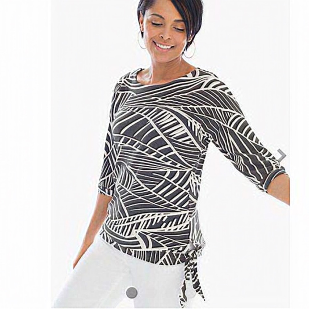 Chico’s‎ Travelers Linear Leaves Top Size 3